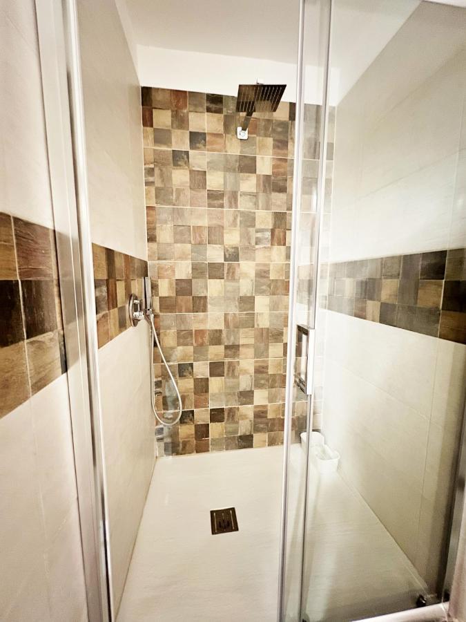 Light Rooms Неаполь Экстерьер фото
